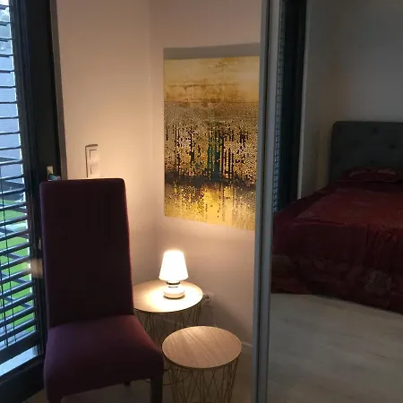 Semesterbostad Dom Z Basenem Haus Mit Schwimmbad *