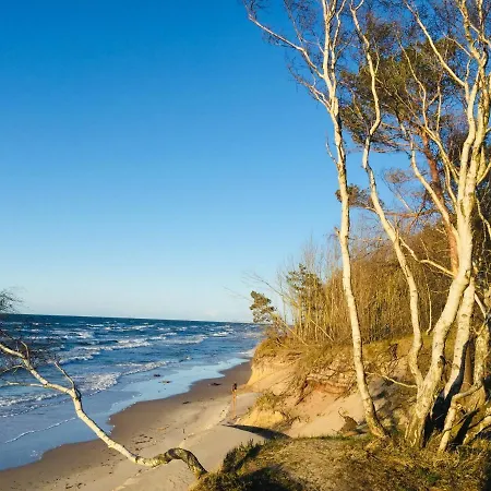 Dom Z Basenem Haus Mit Schwimmbad Pobierowo