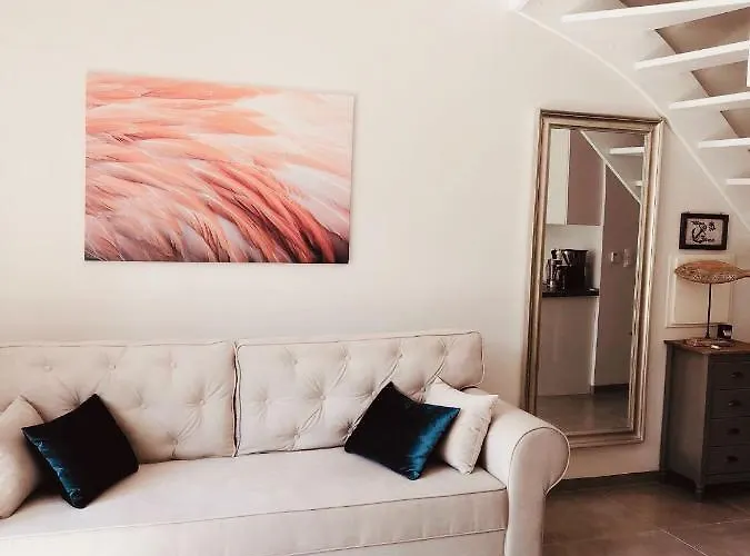 Haus Mit Schwimmbad Pobierowo