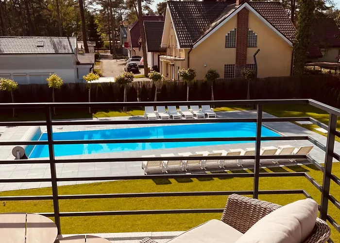 Haus Mit Schwimmbad * Pobierowo